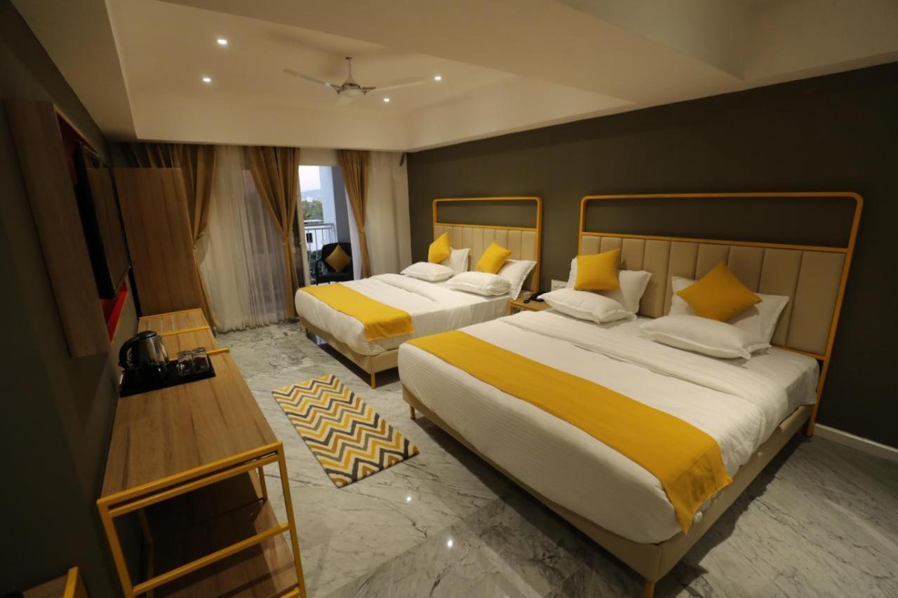 Phoenix - Unmatched Comfort Udaipur Eksteriør billede